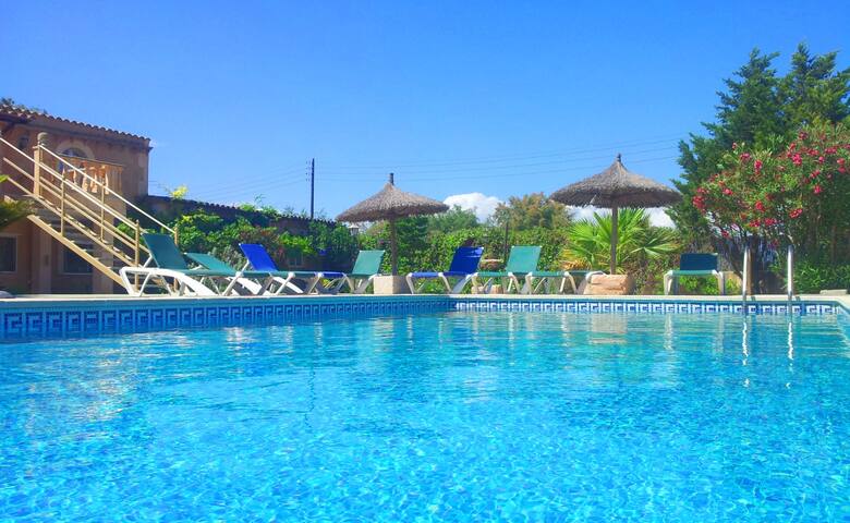 Can Bril gallery image 2