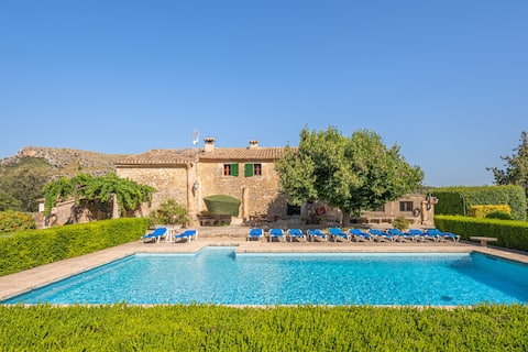 Top performing Airbnb: Can Faveta in Alcúdia