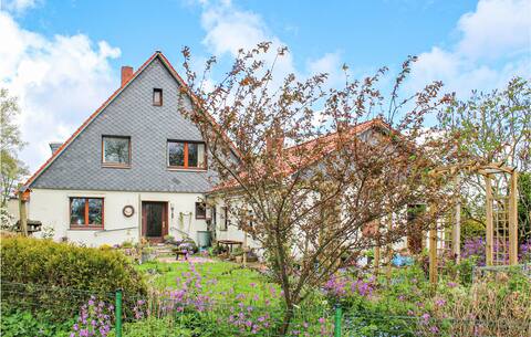 Beautiful apartment in Wurster North Sea coast