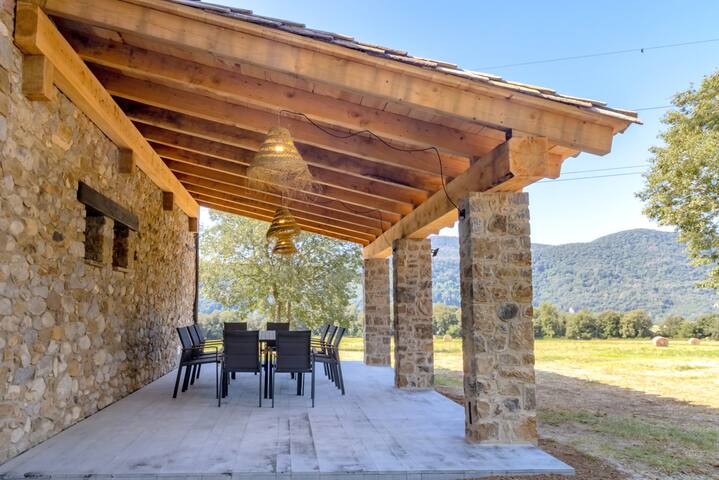 Mas Aimà – Country house in La Garrotxa gallery image 5