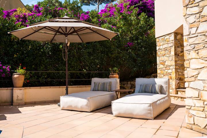 La Isla gallery image 4