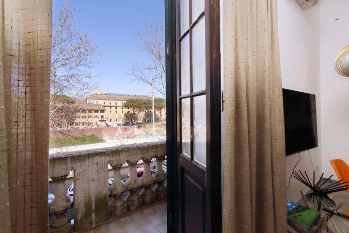 4BNB – Tiberina Spacious Apartment gallery image 5