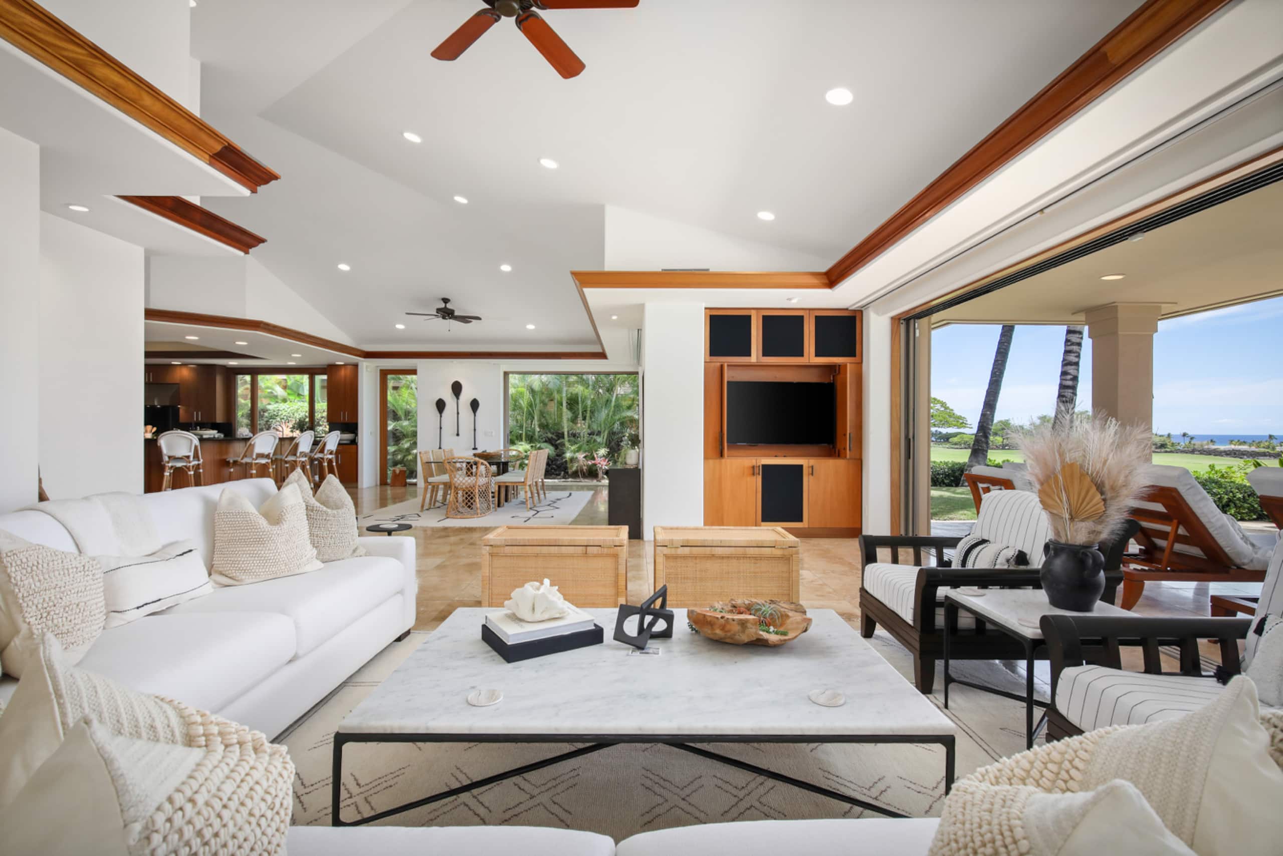 Home in Kailua-Kona · ★5.0 · 4 bedrooms · 4 beds · 4 baths - Image 10