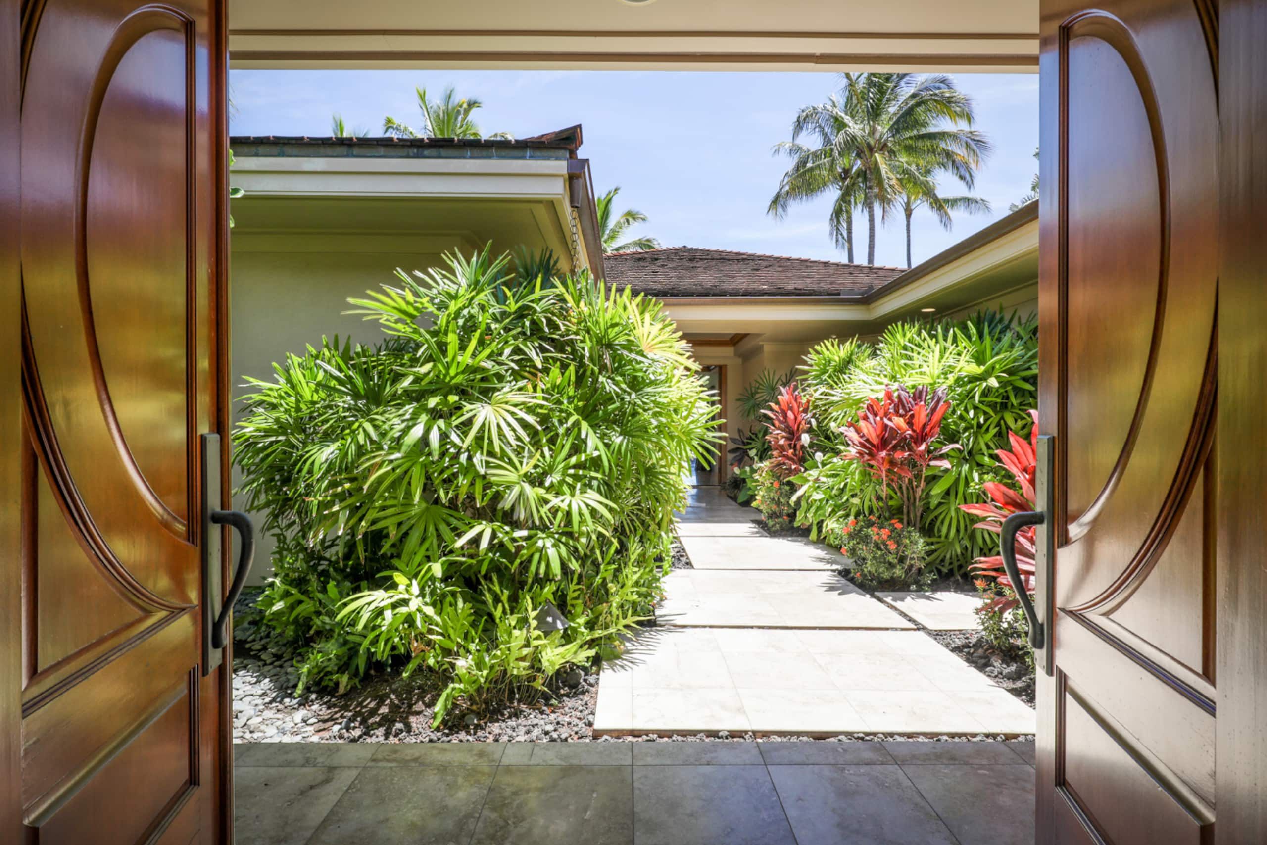 Home in Kailua-Kona · ★5.0 · 4 bedrooms · 4 beds · 4 baths - Image 39