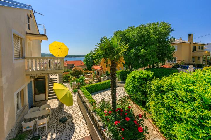 Apartments Bella - Jadranovo