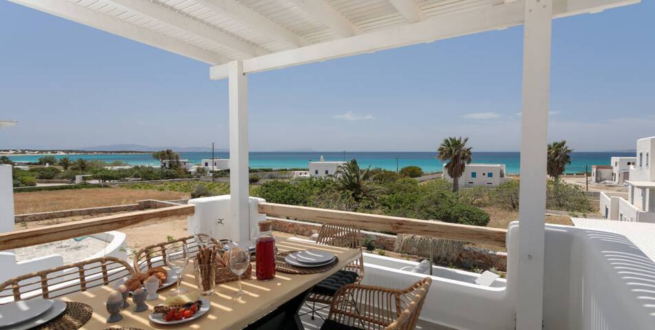 Villa Ester Unique Beachfront 4BR • at Kastraki Naxos ⛱ gallery image 4