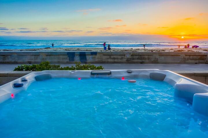 ~40’ Ocean Front – 3 Levels – Hot Tub – Patio gallery image 5