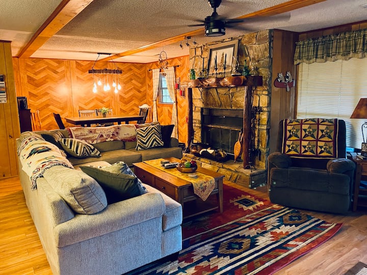 Kens Secluded Cabinfire Pithuge Deckamazing Viewshot Tub12 Minutes To Dt - Bryson City, NC