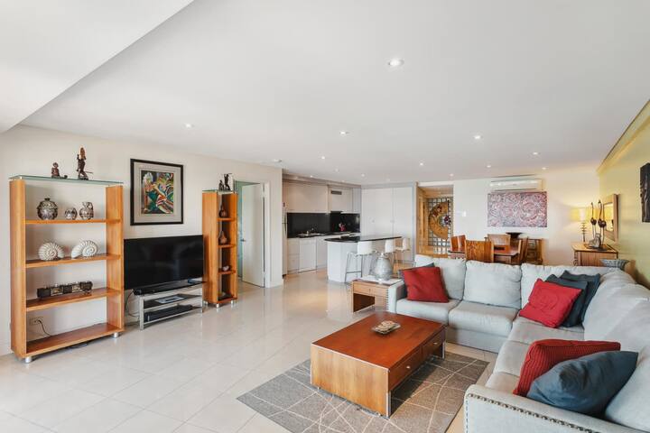 Apartment M307 – eclectic icon with spectacular vi gallery image 5