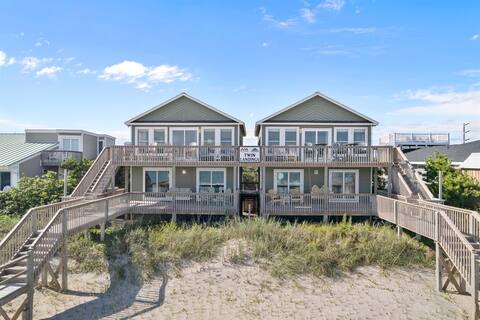 2 Connecting Beach Front Houses! 8 Bdrms/Sleeps 18