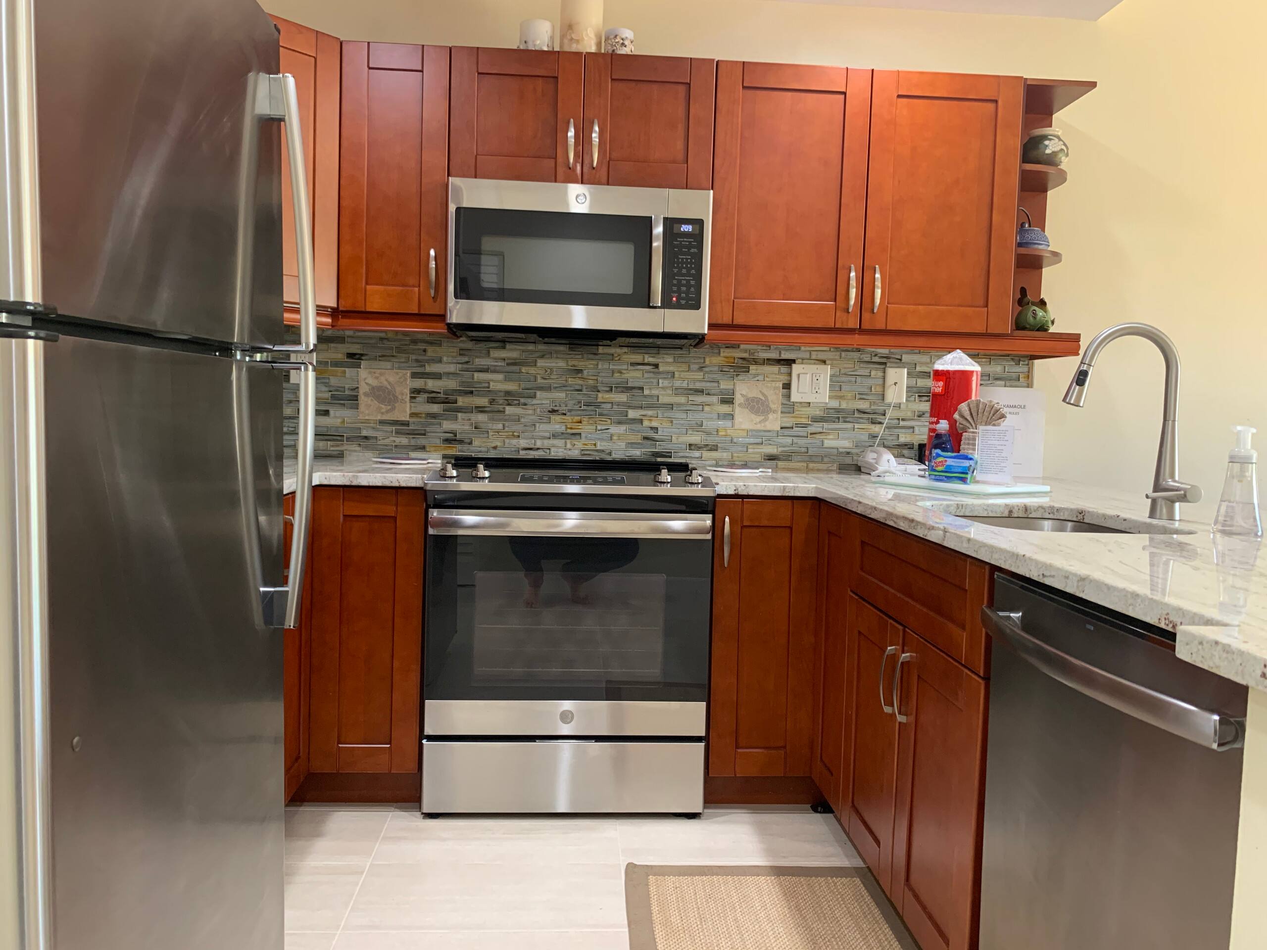 Condo in Kihei · ★5.0 · 2 bedrooms · 3 beds · 2 private baths - Image 13