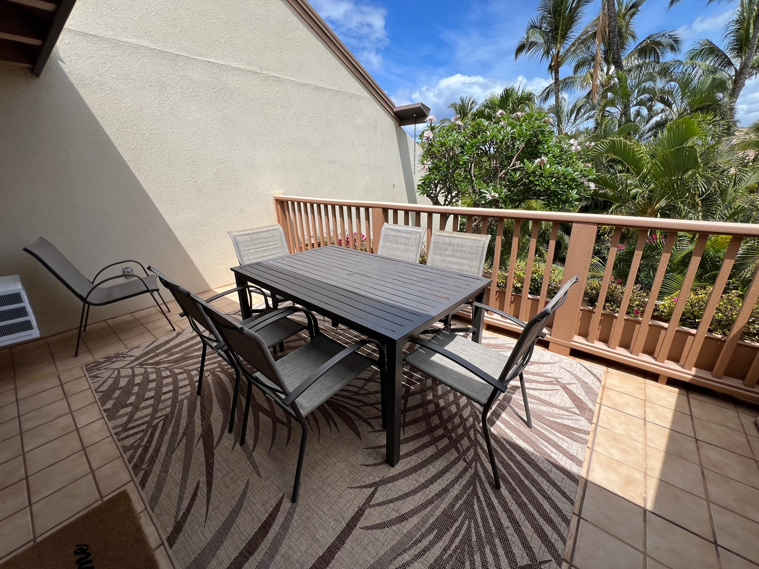 Condo in Kihei · ★5.0 · 2 bedrooms · 3 beds · 2 private baths - Image 5