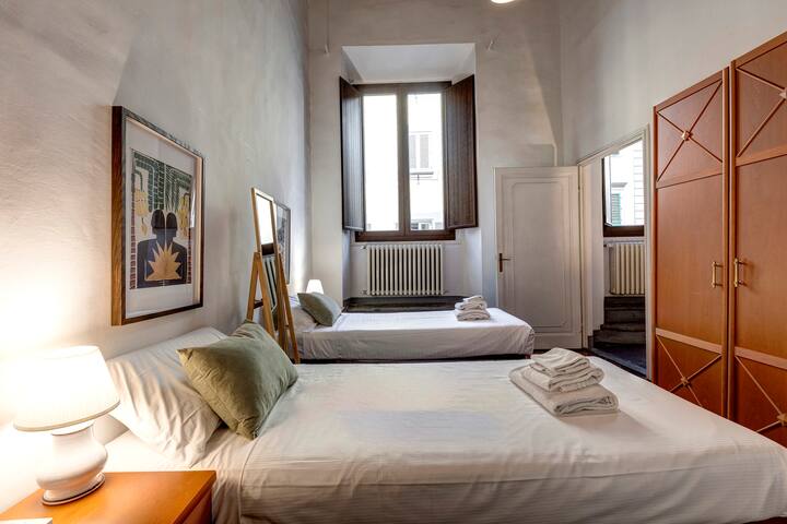 Servi 34 gallery image 5