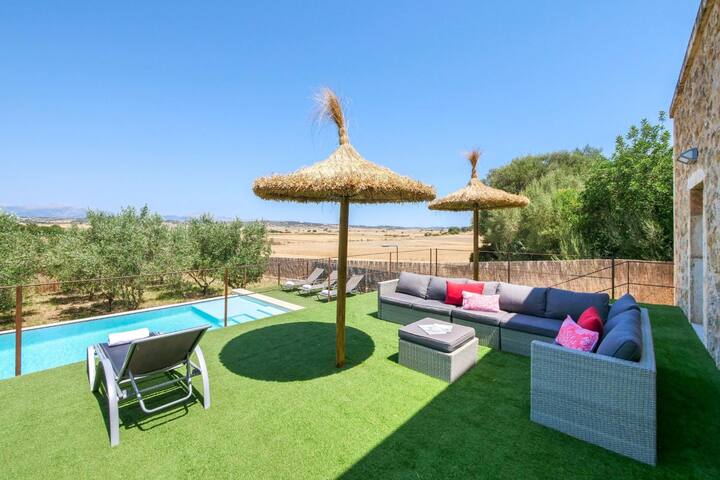 Es Gassons gallery image 3