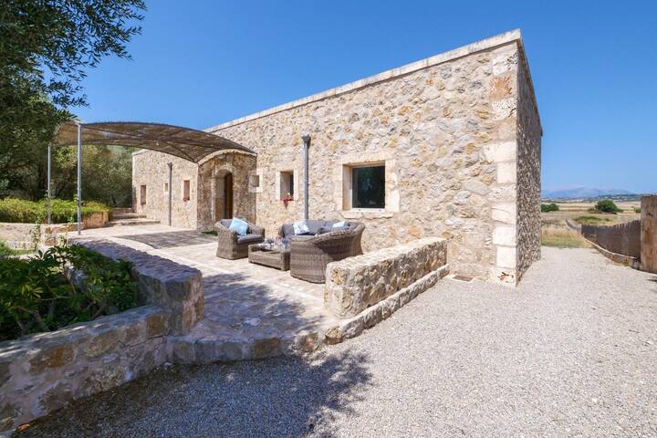 Es Gassons gallery image 5