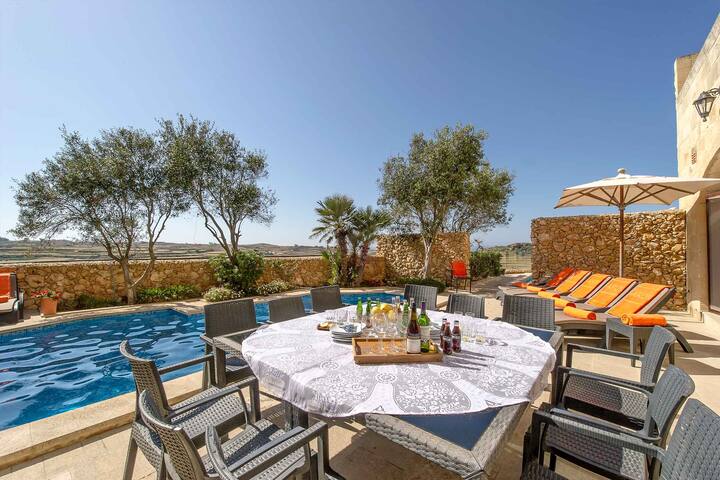 Baron Holiday Homes managed Airbnb listing 1