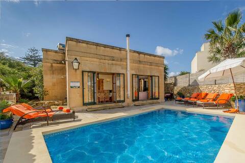 Casetta Menzja Holiday Home