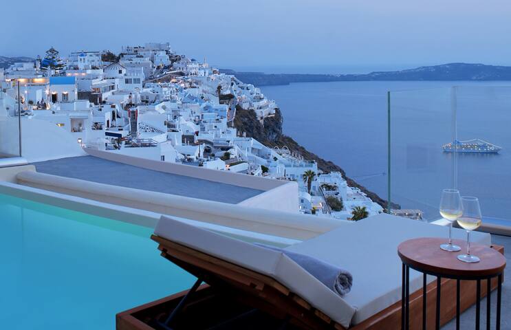 Villas Ioli Anastasia with Stunning Caldera Views gallery image 2