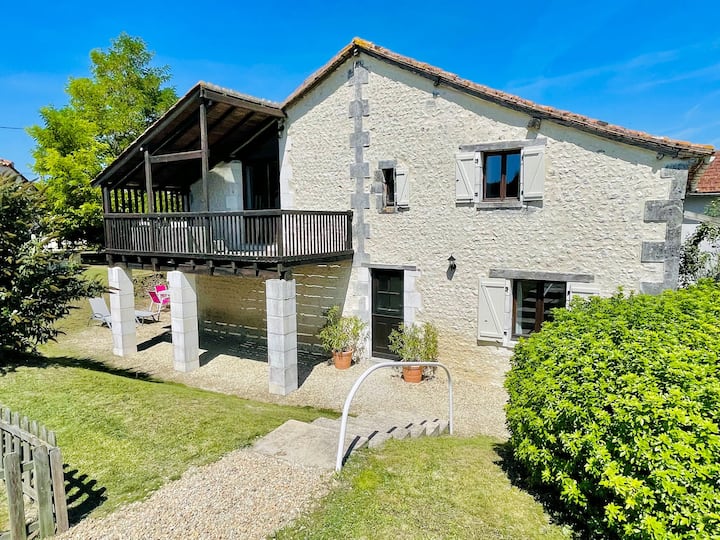 La Vieille Grange At Longeveau - Aubeterre-sur-Dronne
