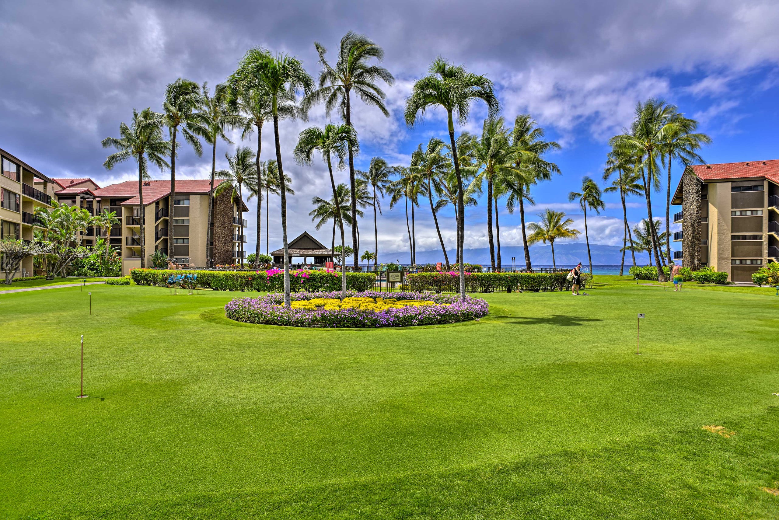 Condo in Lahaina · ★4.92 · 2 bedrooms · 4 beds · 2 baths - Image 25
