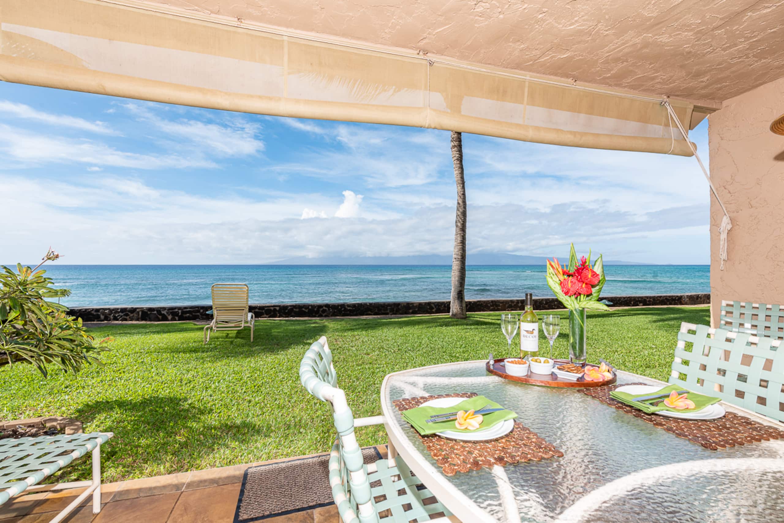 Condo in Lahaina · ★4.94 · 1 bedroom · 1 bed · 1 bath - Image 11