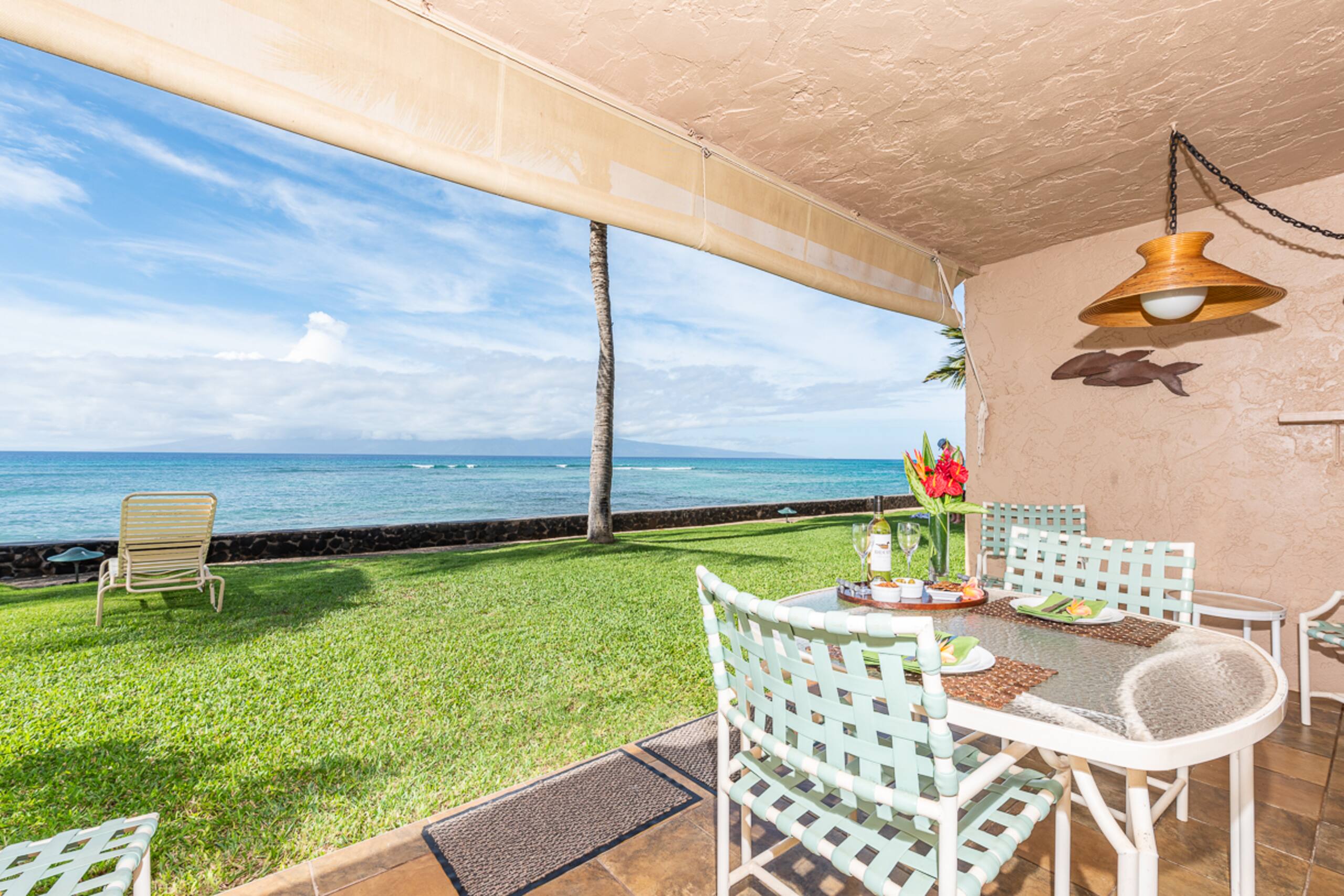 Condo in Lahaina · ★4.94 · 1 bedroom · 1 bed · 1 bath - Image 12