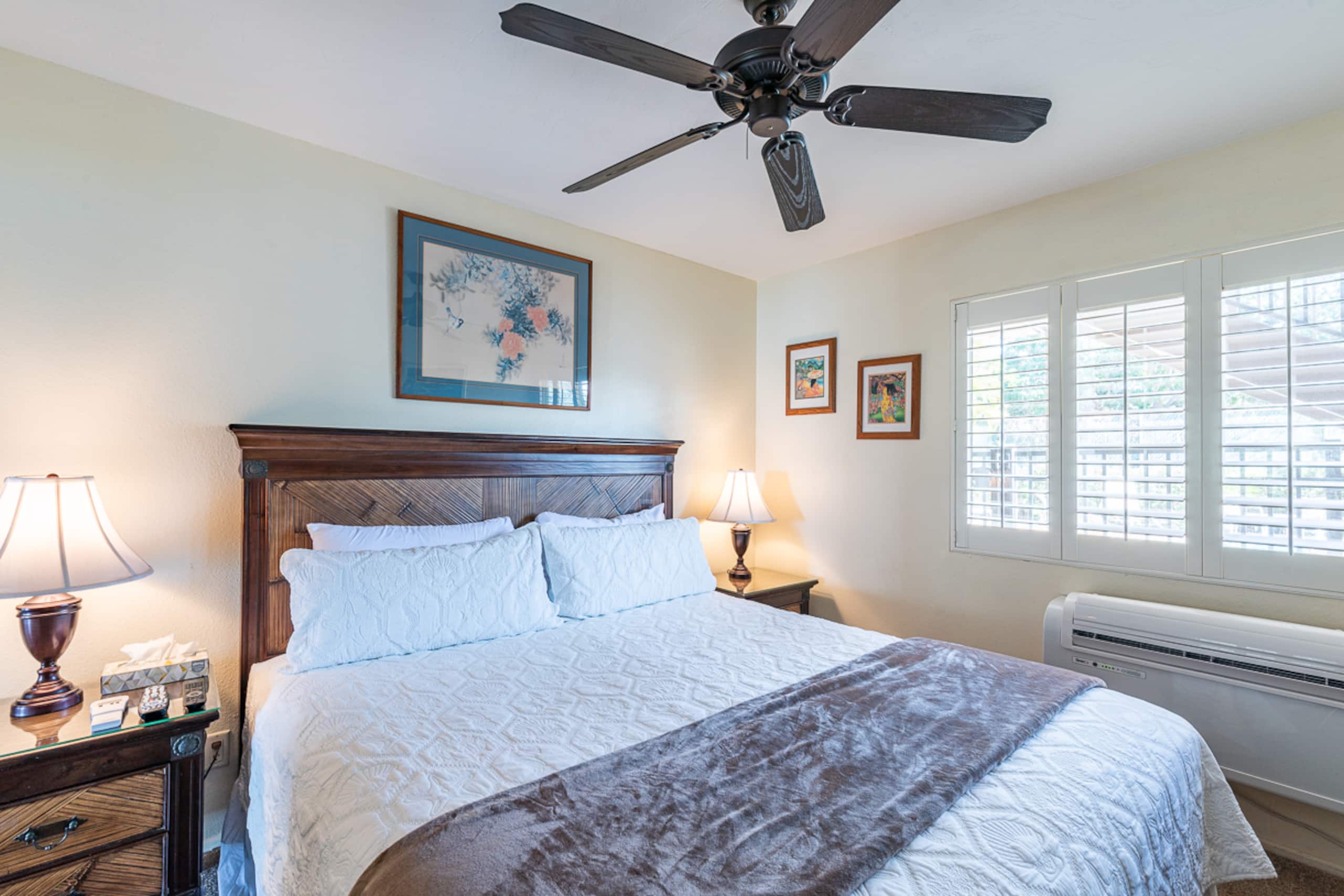 Condo in Lahaina · ★4.94 · 1 bedroom · 1 bed · 1 bath - Image 18