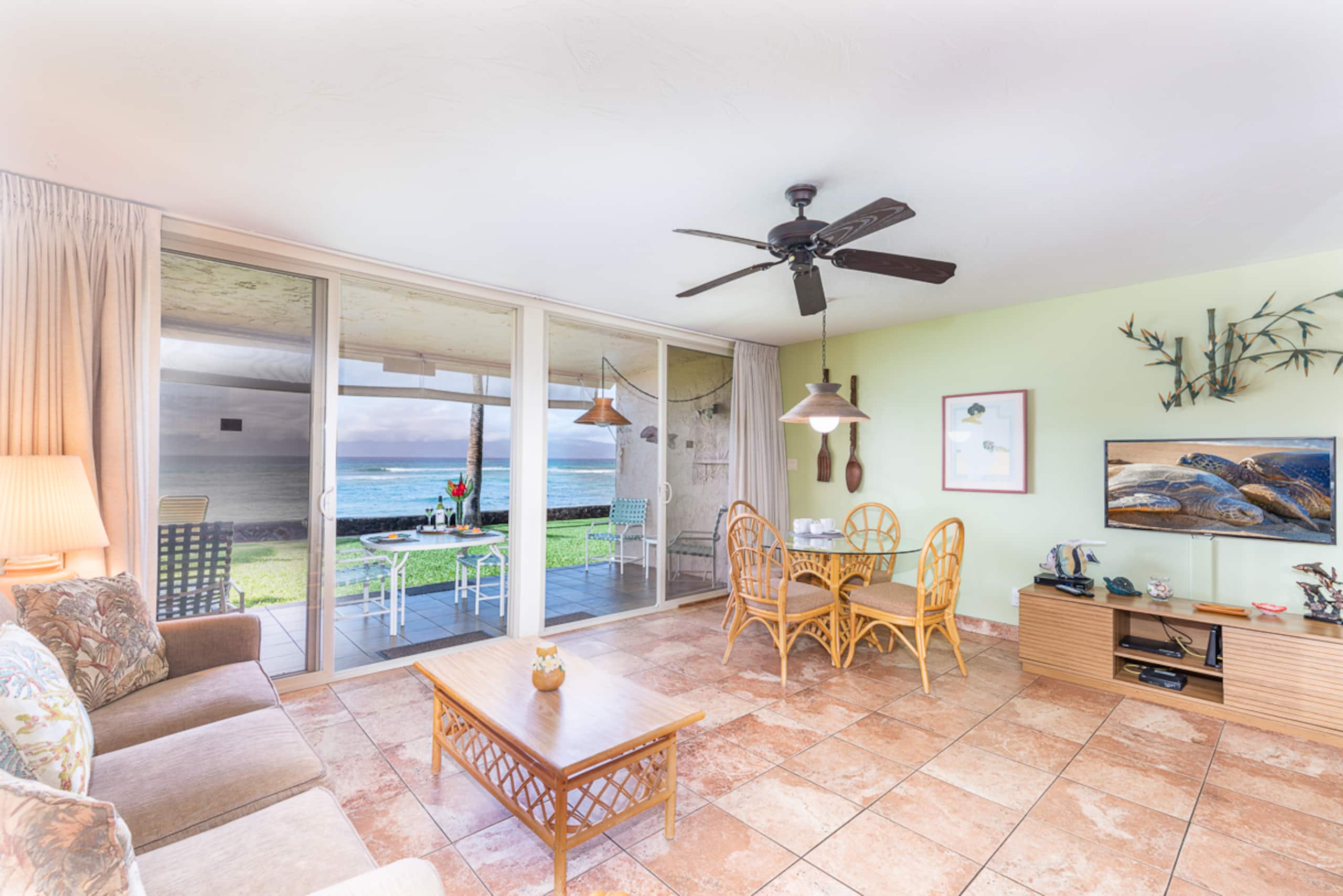 Condo in Lahaina · ★4.94 · 1 bedroom · 1 bed · 1 bath - Image 16