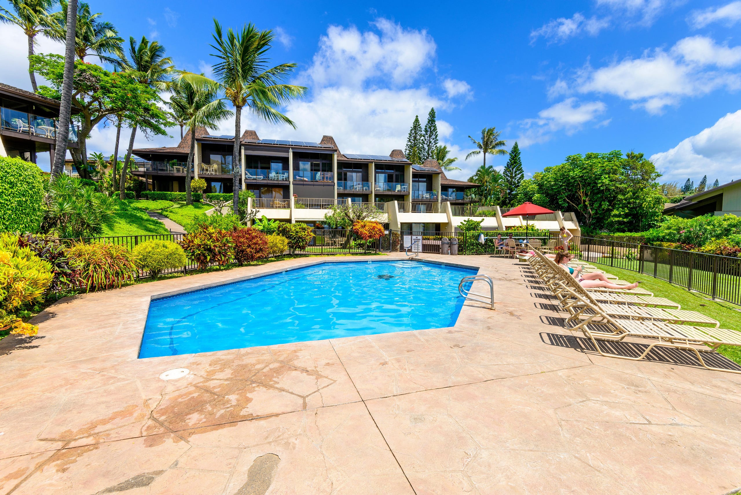 Condo in Lahaina · ★4.78 · 2 bedrooms · 4 beds · 2 baths - Image 30