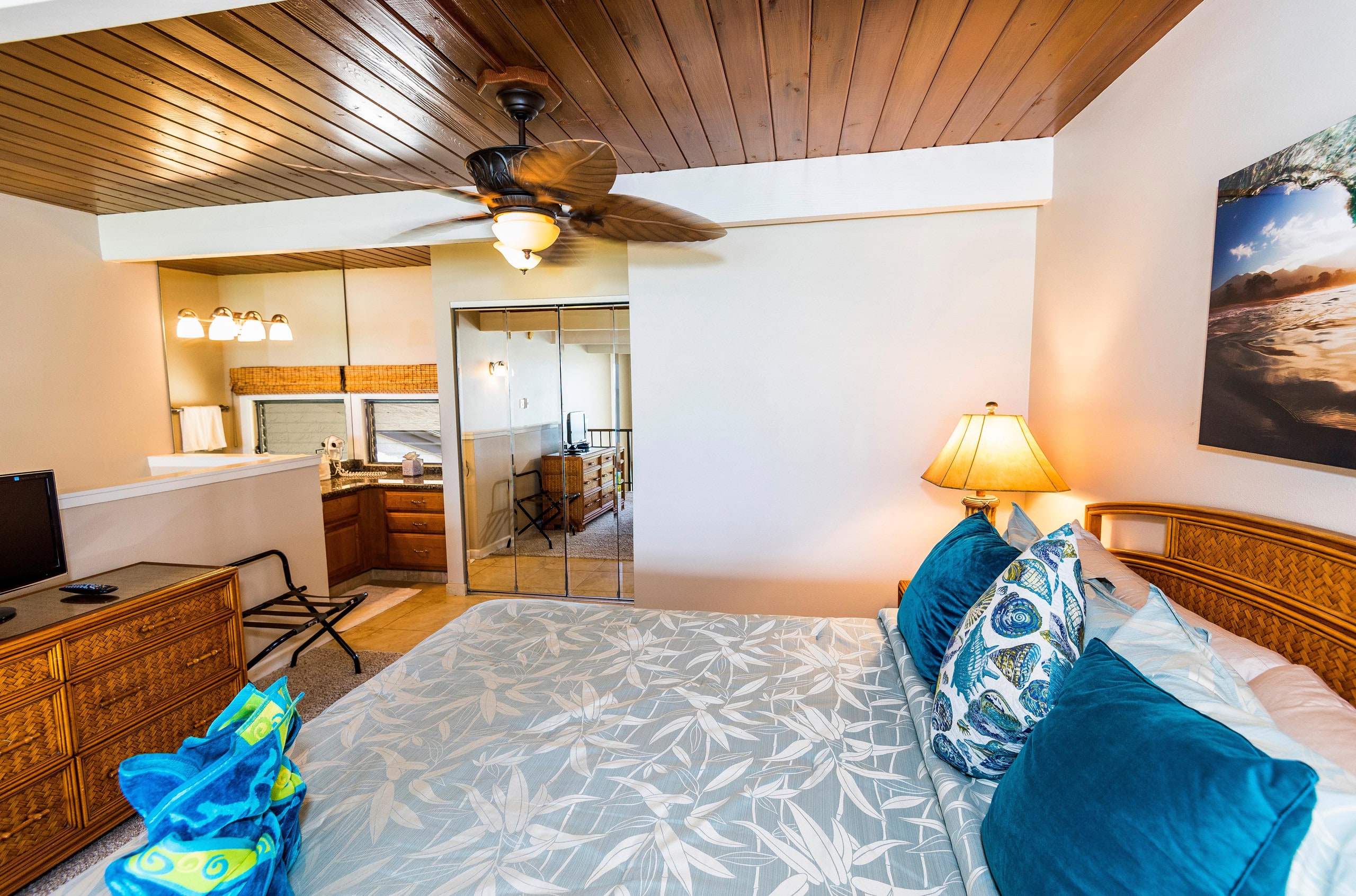 Condo in Lahaina · ★4.78 · 2 bedrooms · 4 beds · 2 baths - Image 17