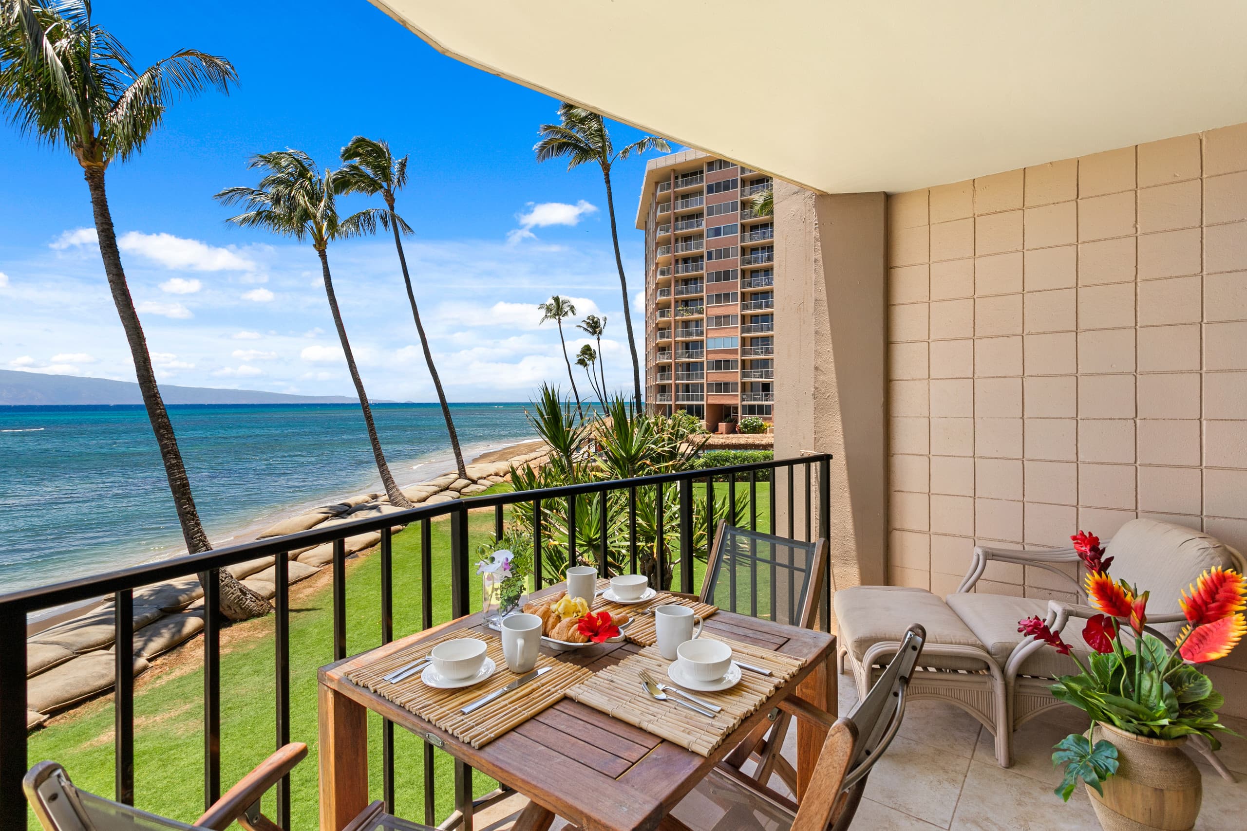 Condo in Lahaina · ★4.73 · 2 bedrooms · 2 beds · 2 baths - Image 21