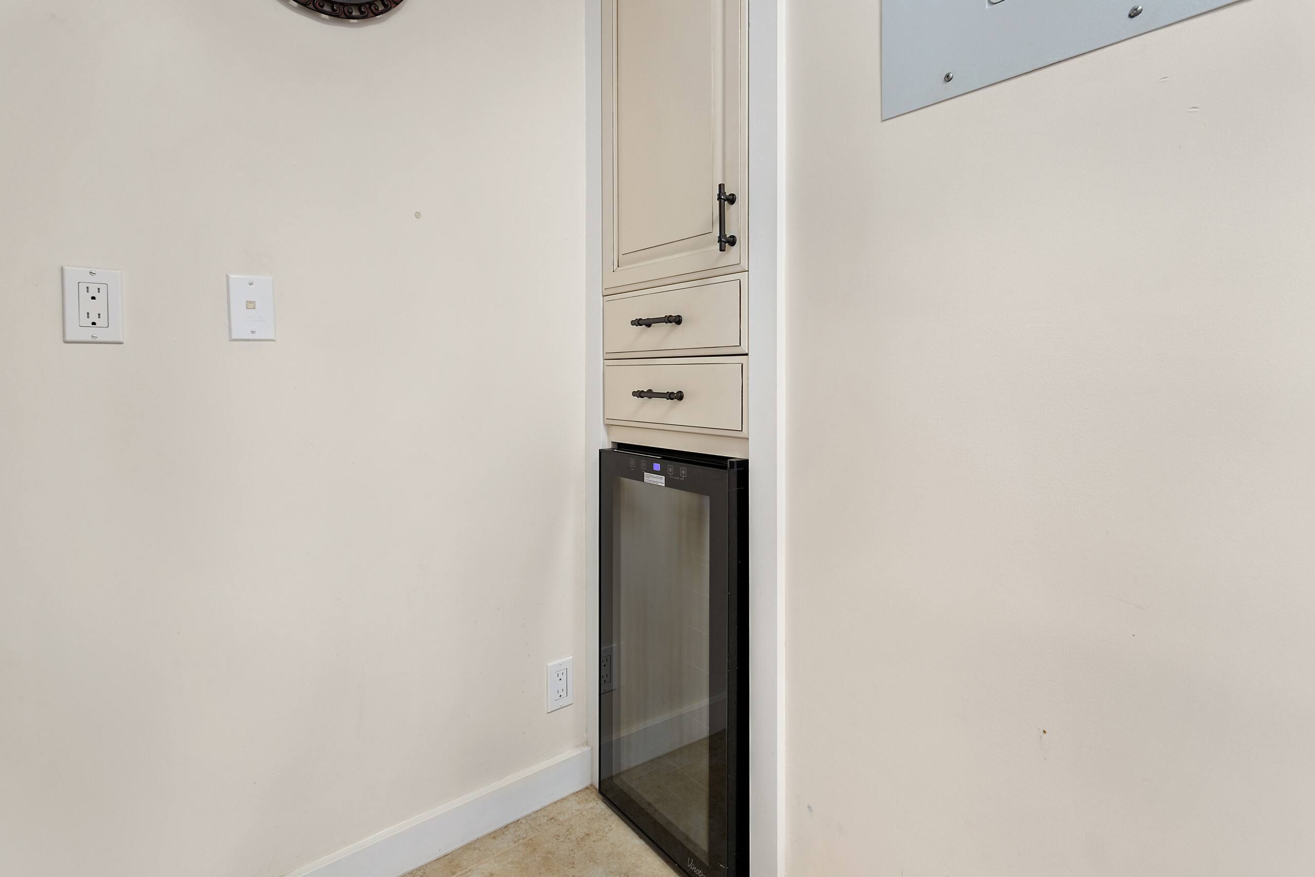 Condo in Lahaina · ★4.73 · 2 bedrooms · 2 beds · 2 baths - Image 6