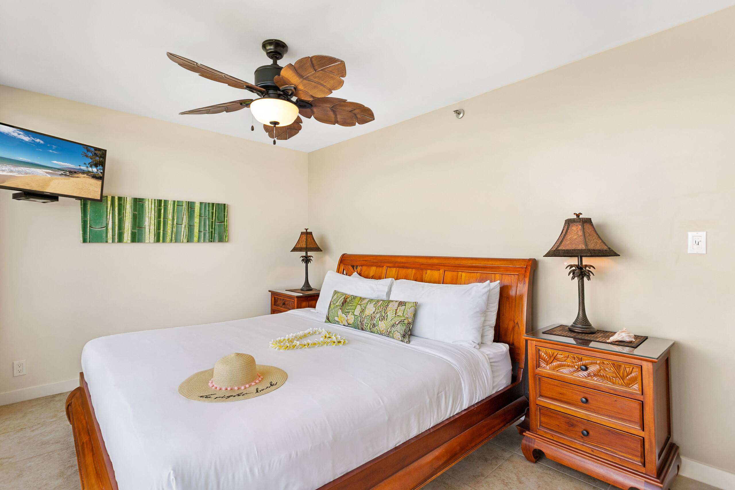 Condo in Lahaina · ★4.73 · 2 bedrooms · 2 beds · 2 baths - Image 14