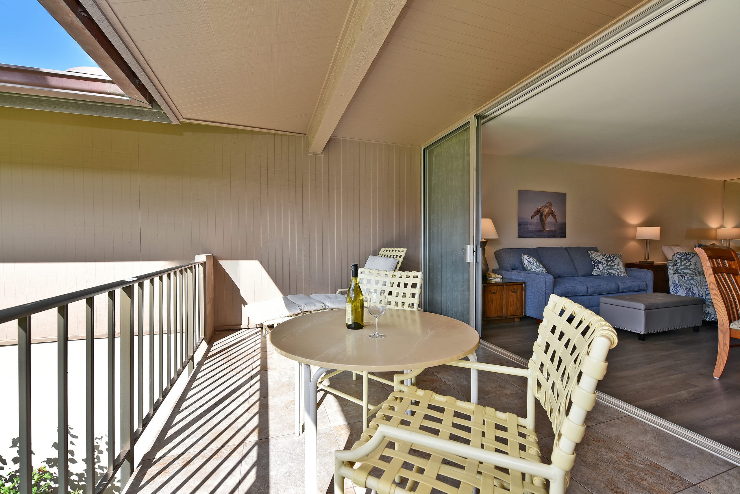 Condo in Lahaina · ★4.7 · 1 bedroom · 2 beds · 1 bath - Image 9