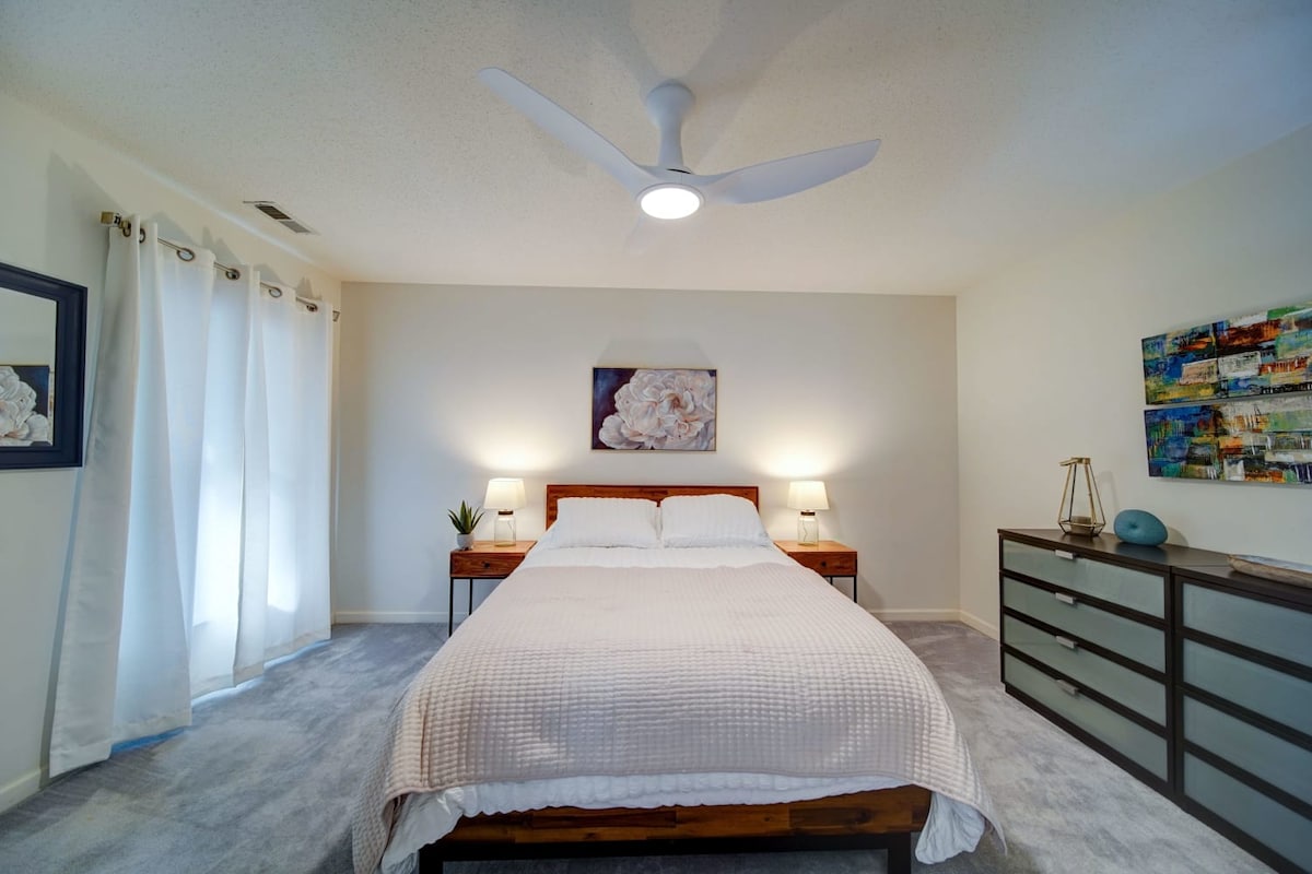 ห้องนอนควีนไซส์ชั้นหลัก