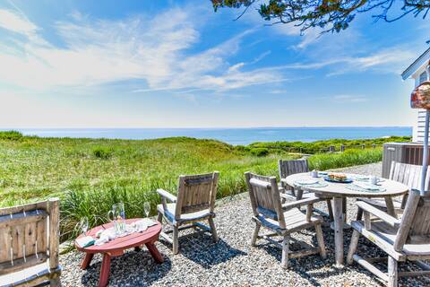Beachfront on Private Beach w/ AC!