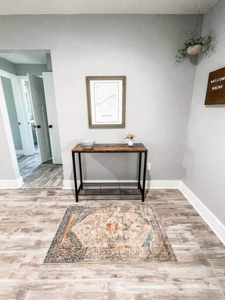 Stay Local, Walk to Restaurants, near Chateau Elan Houses for Rent in