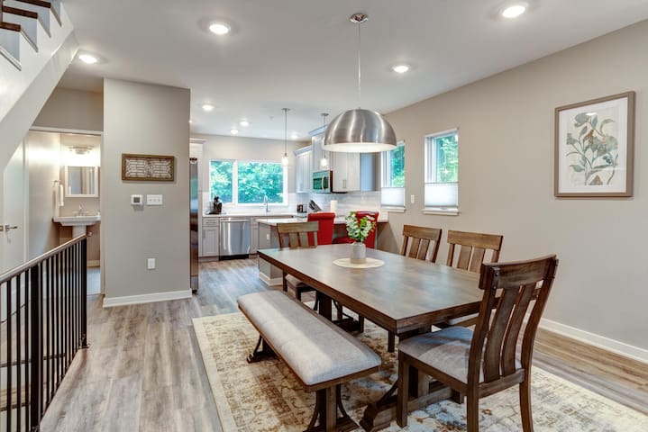 City View South Slope Townhome gallery image 2