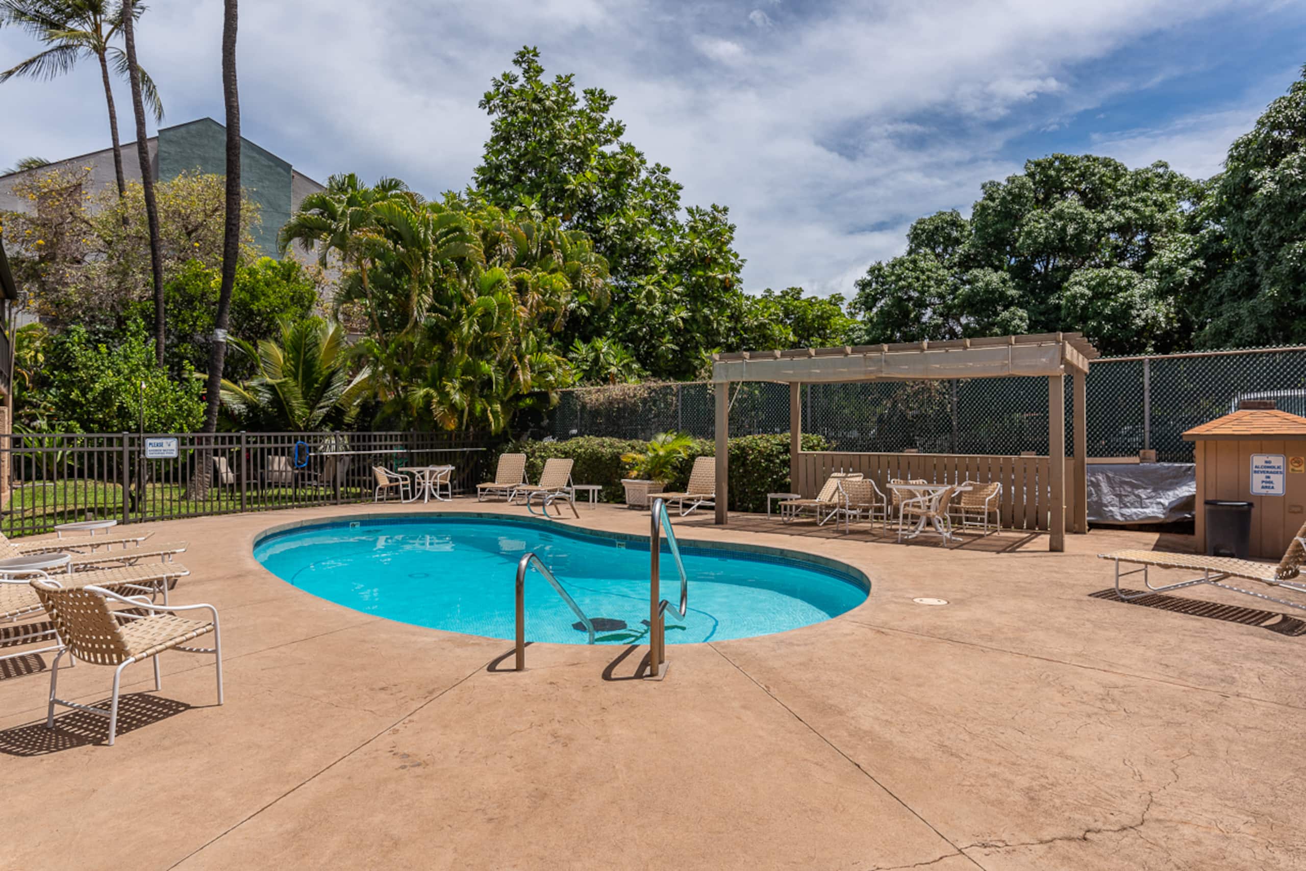 Condo in Lahaina · ★4.97 · 2 bedrooms · 3 beds · 2 private baths - Image 21