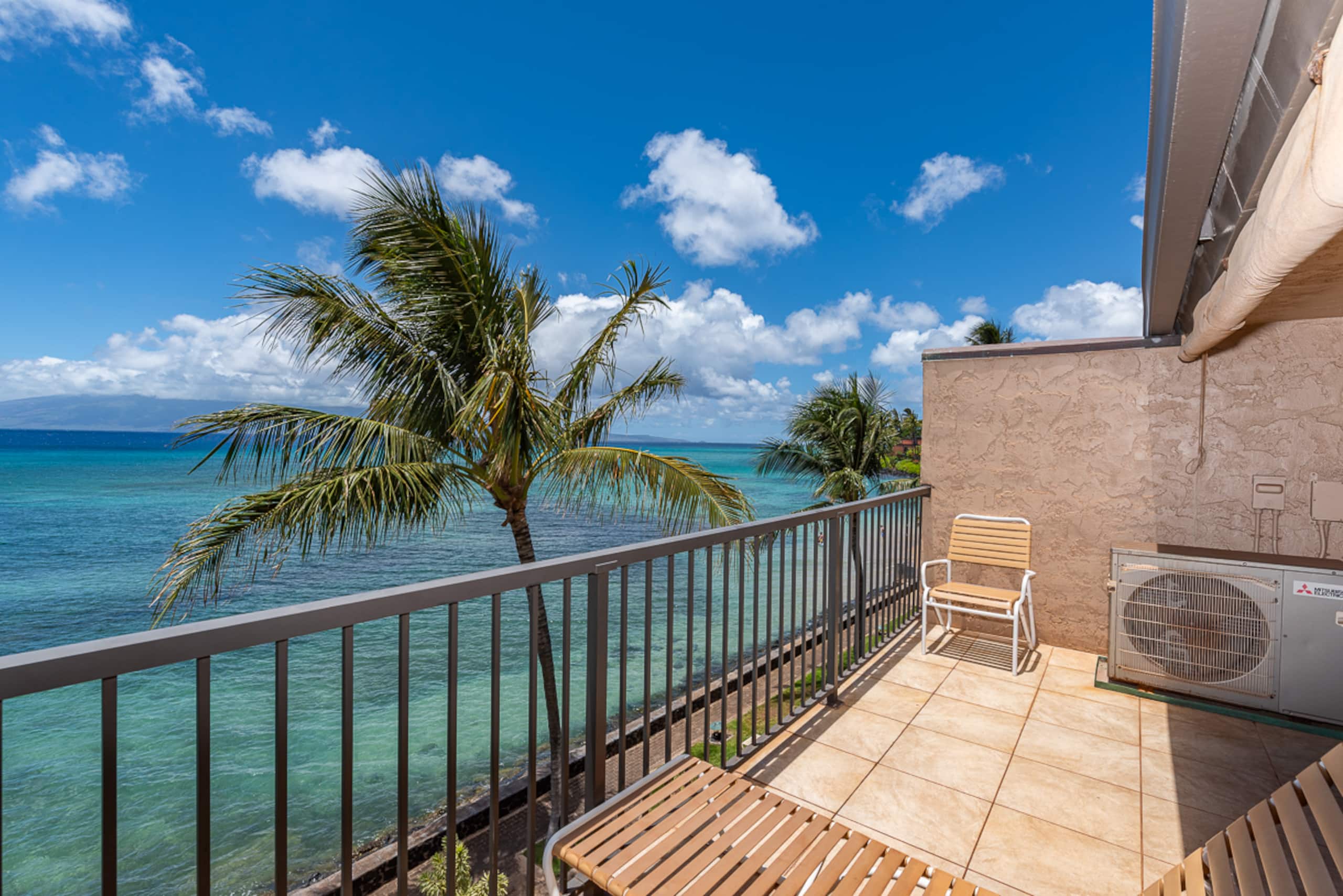 Condo in Lahaina · ★4.97 · 2 bedrooms · 3 beds · 2 private baths - Image 27