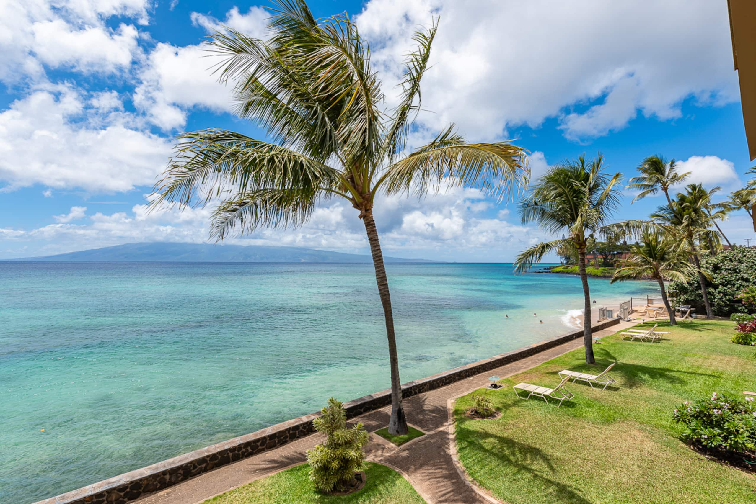 Condo in Lahaina · ★4.97 · 2 bedrooms · 3 beds · 2 private baths - Image 1