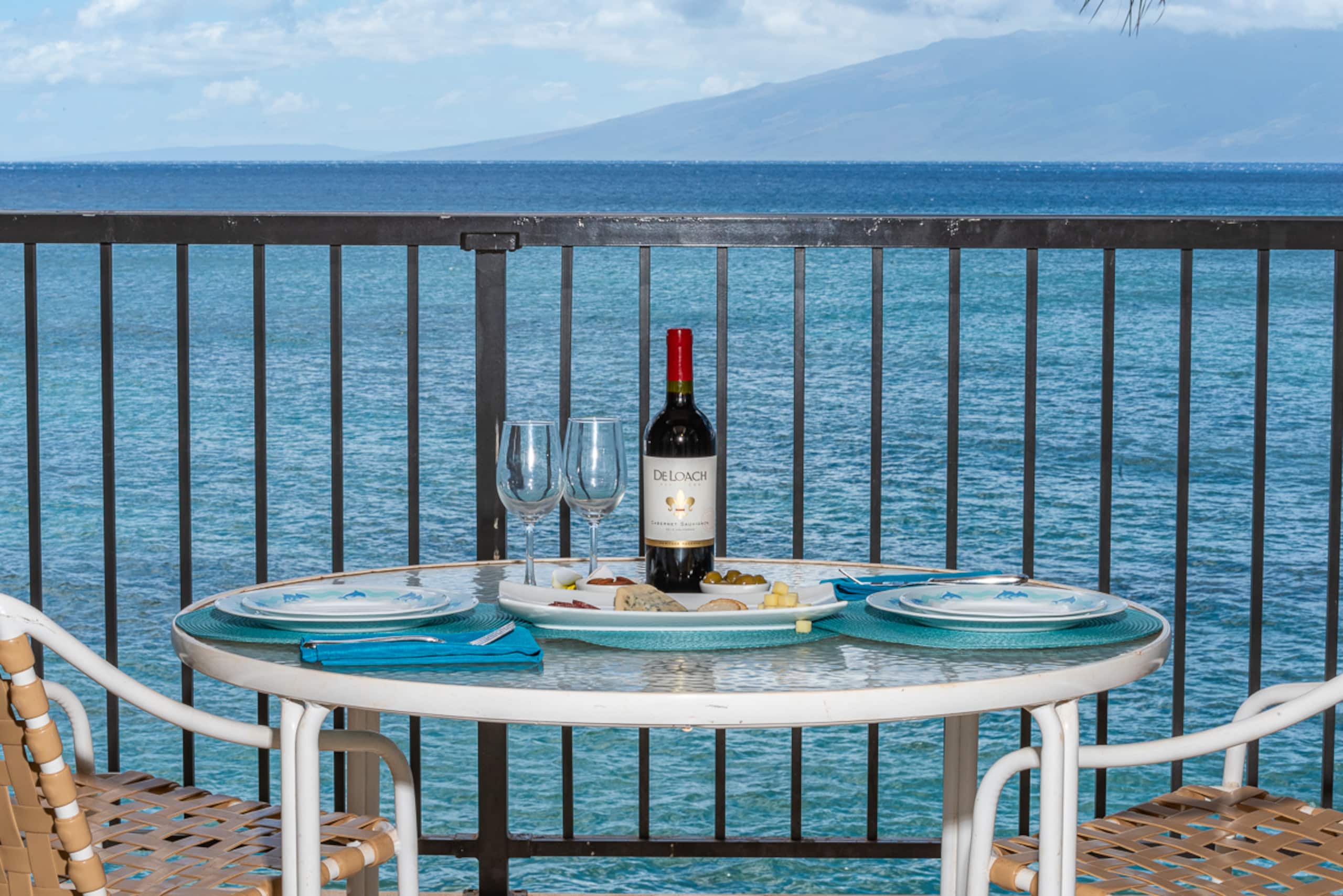 Condo in Lahaina · ★4.97 · 2 bedrooms · 3 beds · 2 private baths - Image 13