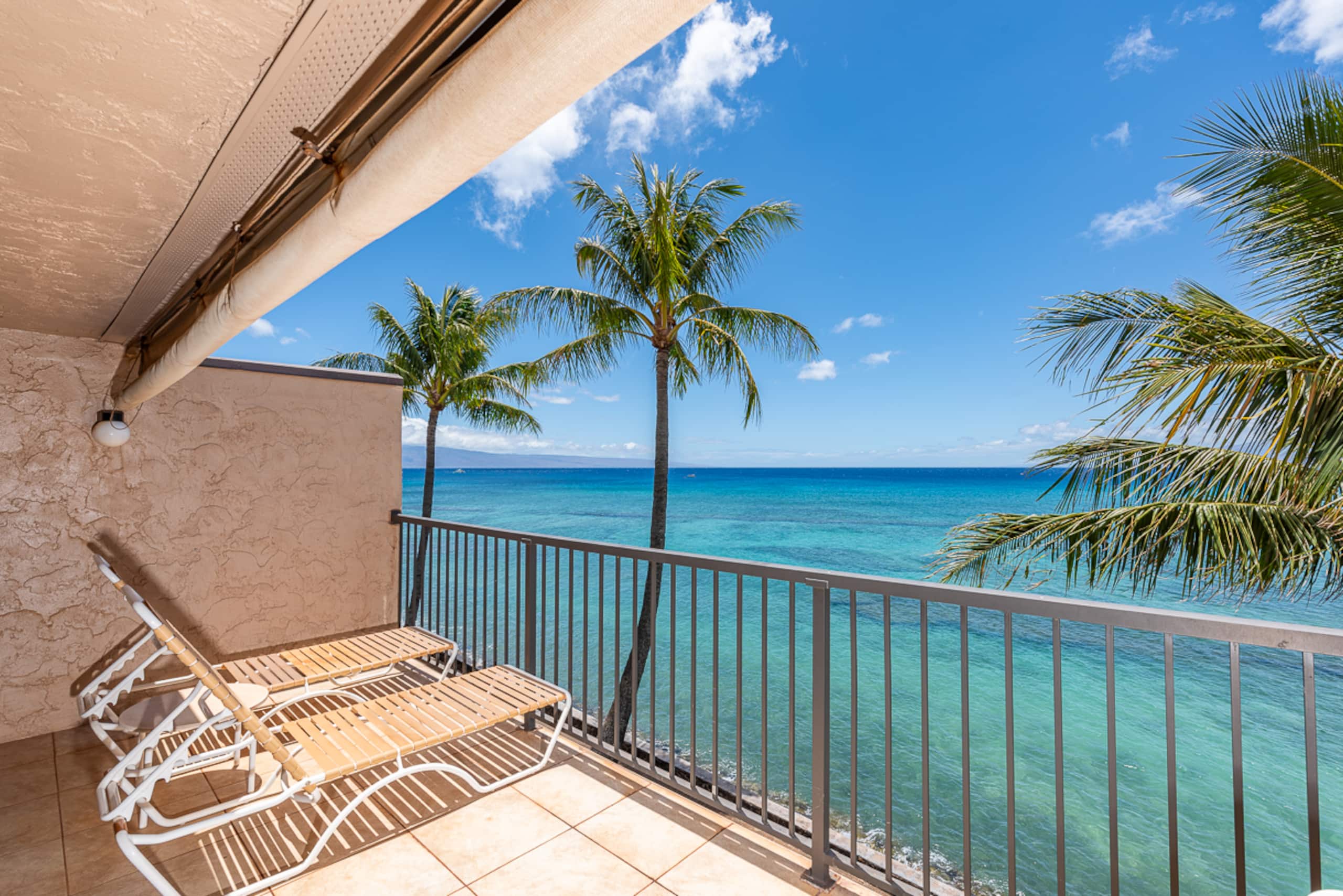 Condo in Lahaina · ★4.97 · 2 bedrooms · 3 beds · 2 private baths - Image 28