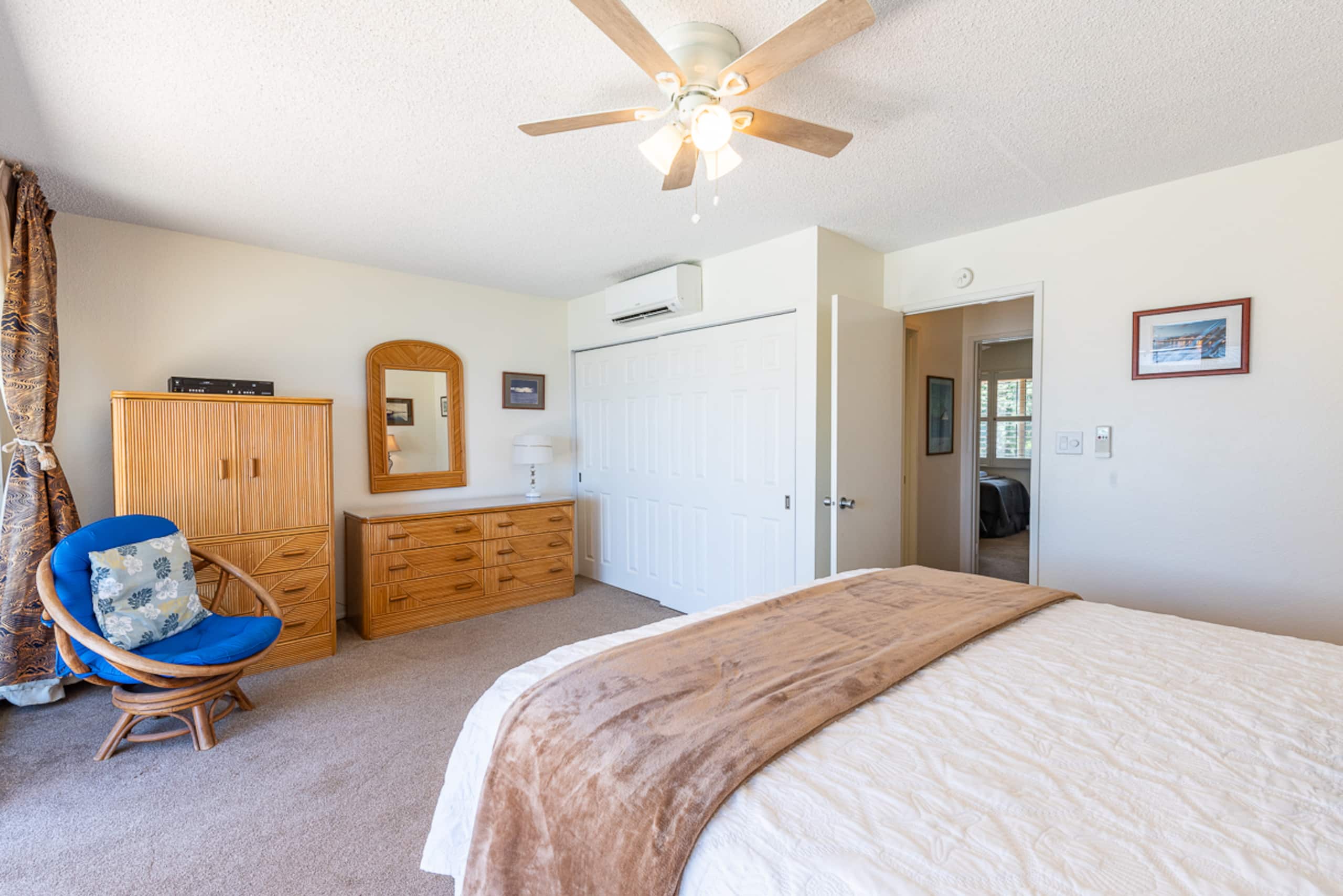 Condo in Lahaina · ★4.97 · 2 bedrooms · 3 beds · 2 private baths - Image 25
