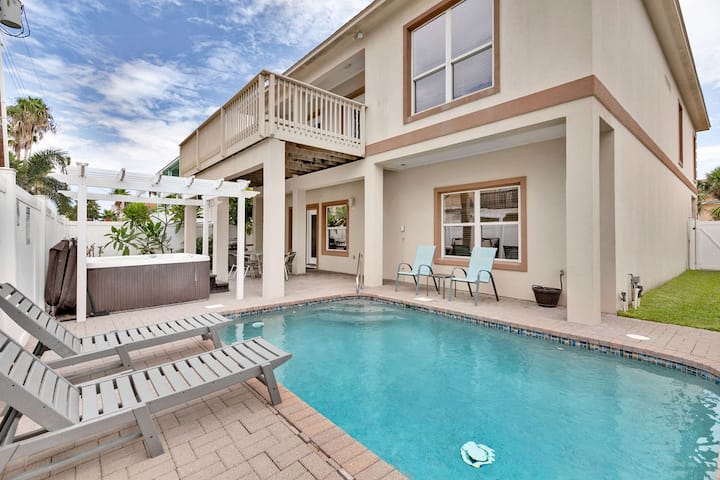 Charming Beach House Heated Pool & Hot Tub 3 Min Walk To Beach - テキサス州