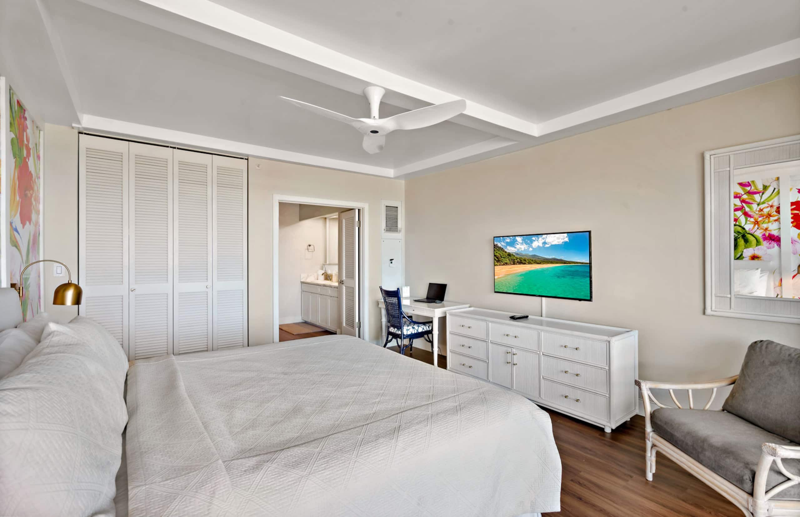 Condo in Lahaina · ★4.88 · 1 bedroom · 2 beds · 1 bath - Image 18