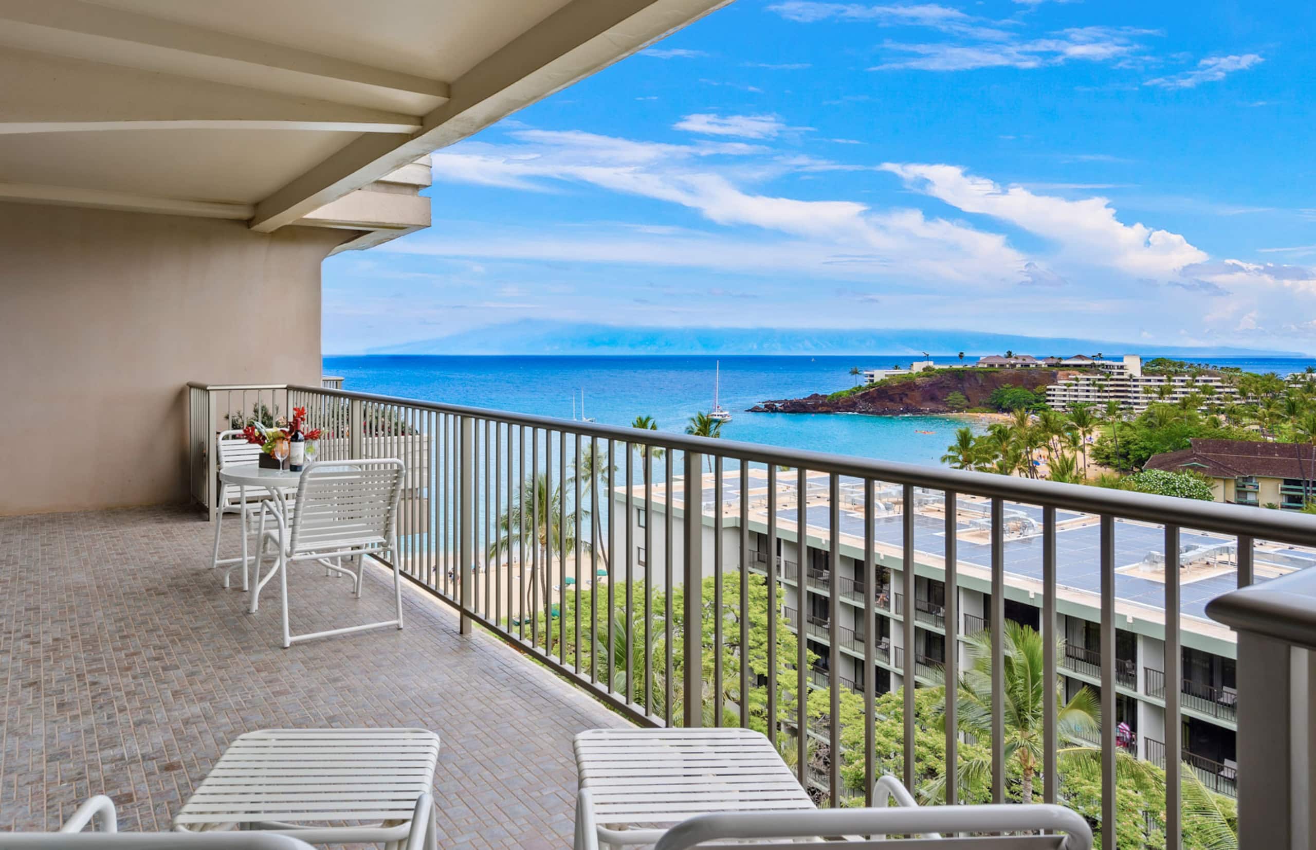 Condo in Lahaina · ★4.88 · 1 bedroom · 2 beds · 1 bath - Image 1