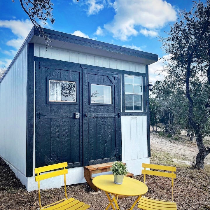 Alchemy Cabin @ 13 Acres - Swim/Meditate/Hike - Cabins for Rent in
