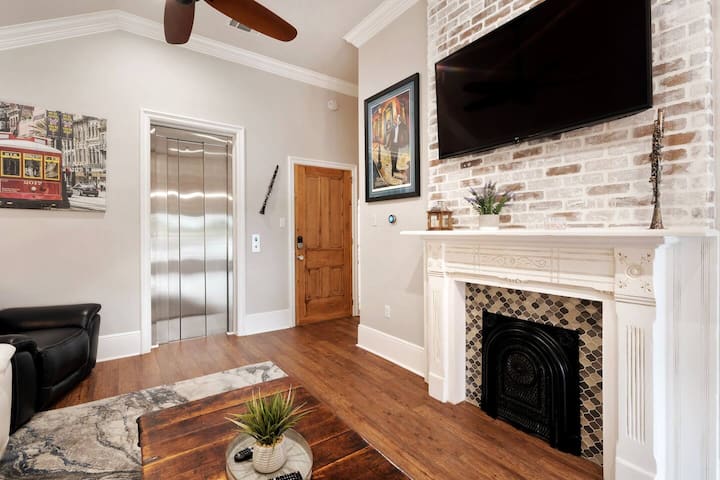 Upscale New Orleans Penthouse | Private Elevator - Nueva Orleans, LA