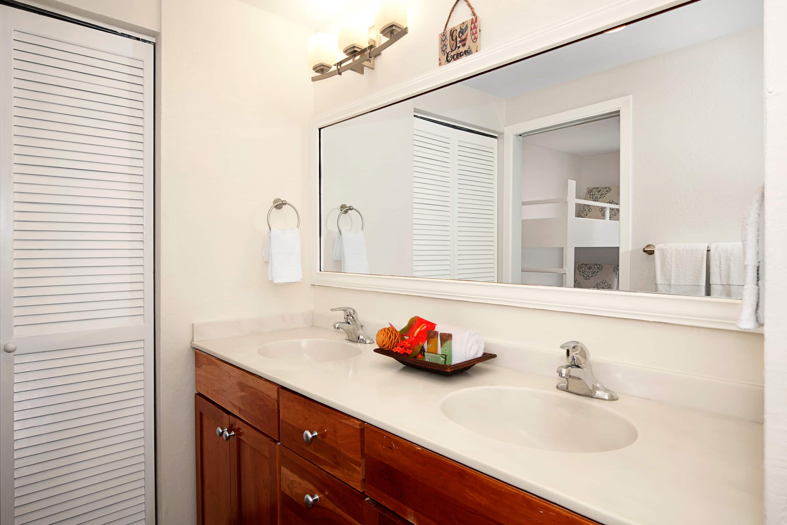 Condo in Koloa · ★4.53 · 1 bedroom · 1 bed · 1 bath - Image 9